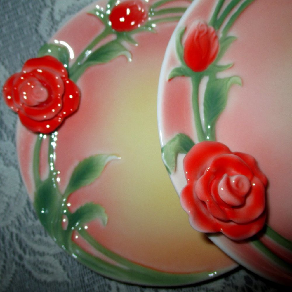 Raised Rose Candy/Cookie Dish - Picture 8 of 9